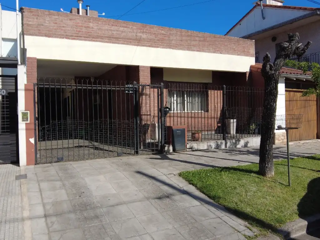 CASA EN VENTA EN VILLA BALLESTER