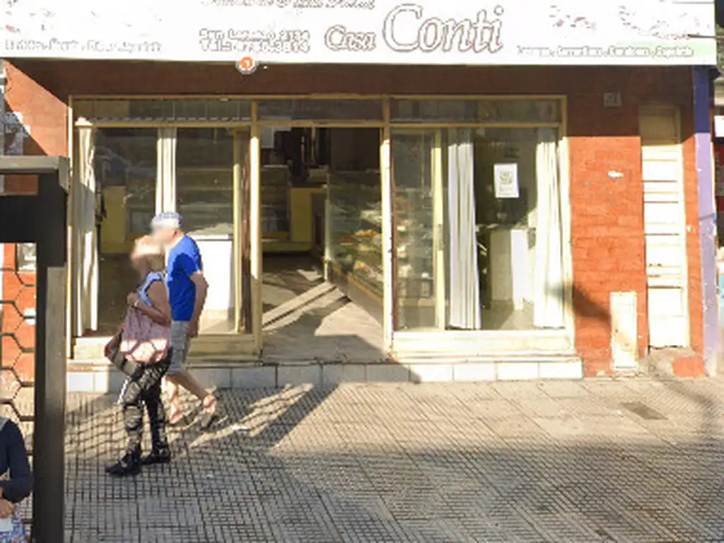 Local comercial en alquiler ubicado en Barrio Parque Gral San Martín