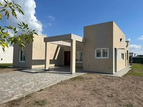 Venta Casa 3 dormitorios en San Felipe - Canning