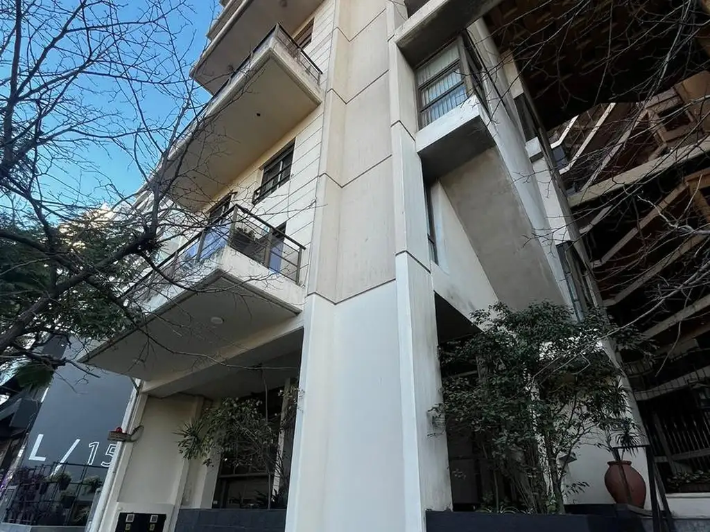 Duplex en venta de 3 dormitorios con cochera