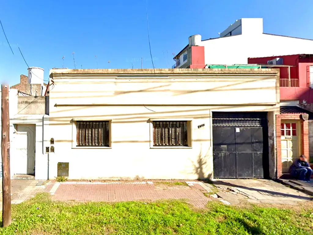 LOTE 8.66 X 32 METROS TOTAL 284 M2. ZEBALLOS 3729 AVELLANEDA, A 1 CUADRA AV. MITRE.