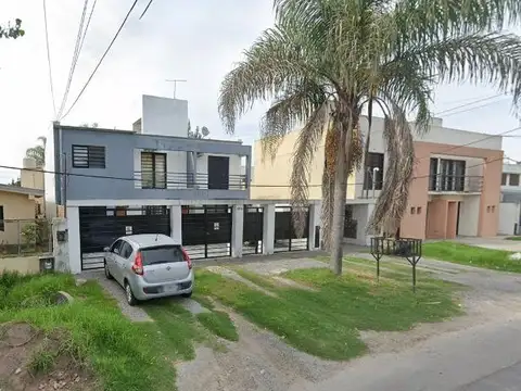 Dúplex en venta - 2 Dormitorios 2 Baños - Cochera - 78Mts2 - Los Hornos