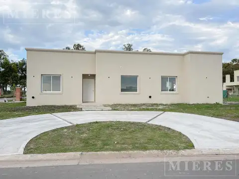 Casa en venta y alquiler anual a estrenar en Santa Lucia, Pilar del Este - Foto 0