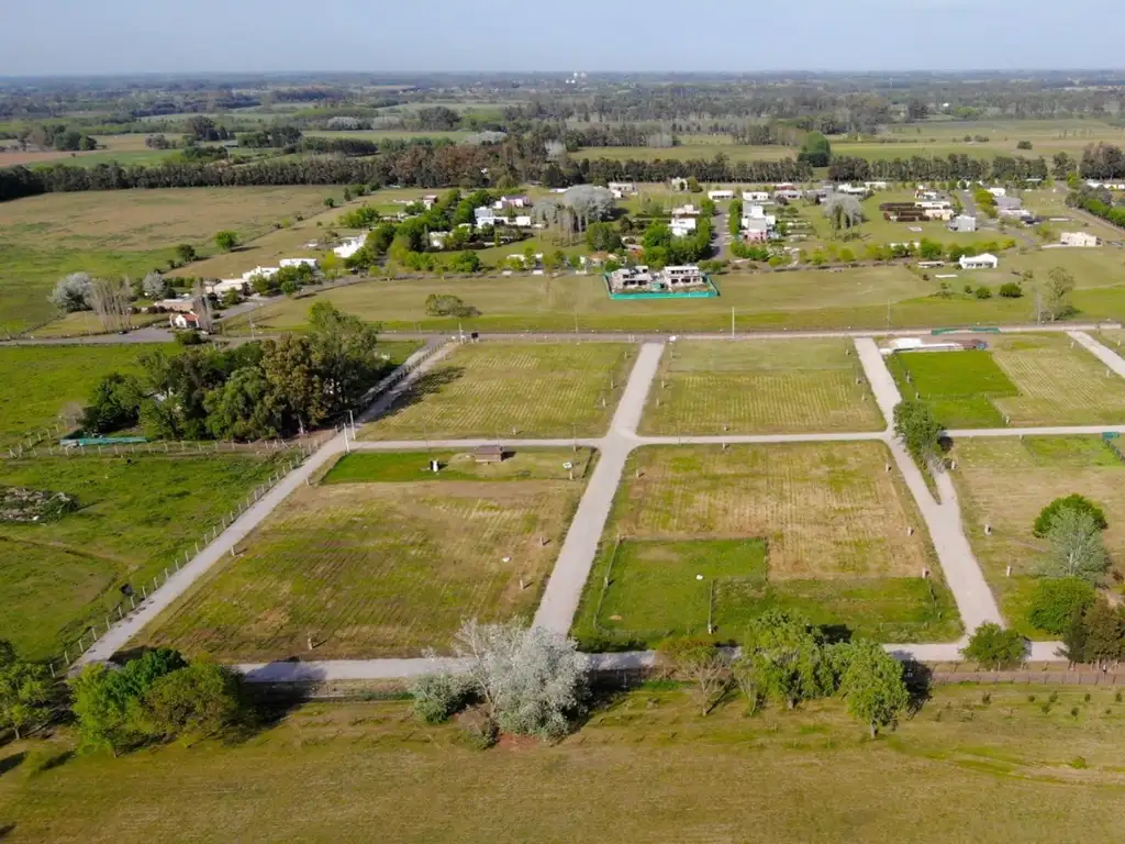 Lotes en Venta. Manzanares, Pilar.