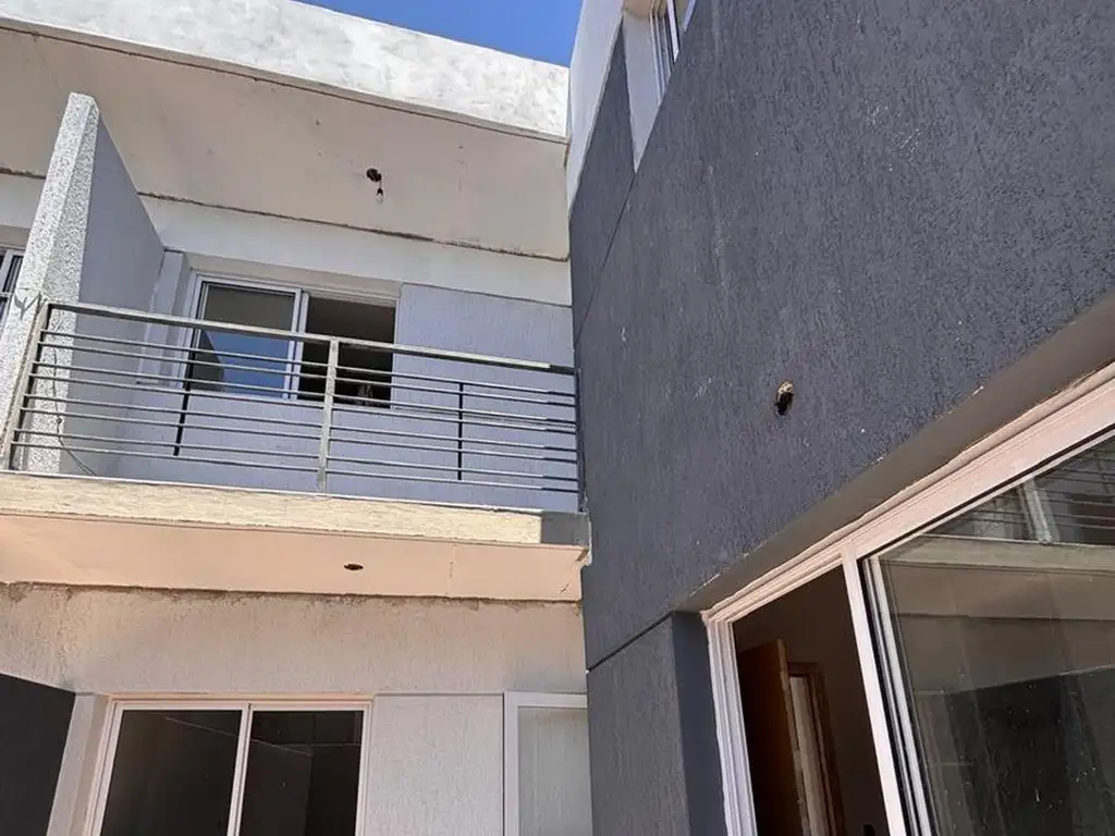 Venta Dpto en Pozo Planta Alta 2 habs B Alto Maipu