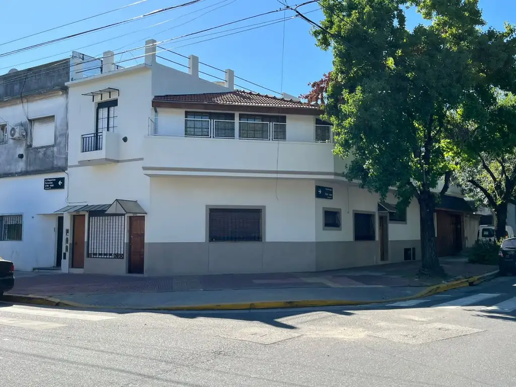 Venta Ph 3 amb con terraza y parrilla, en excelente estado