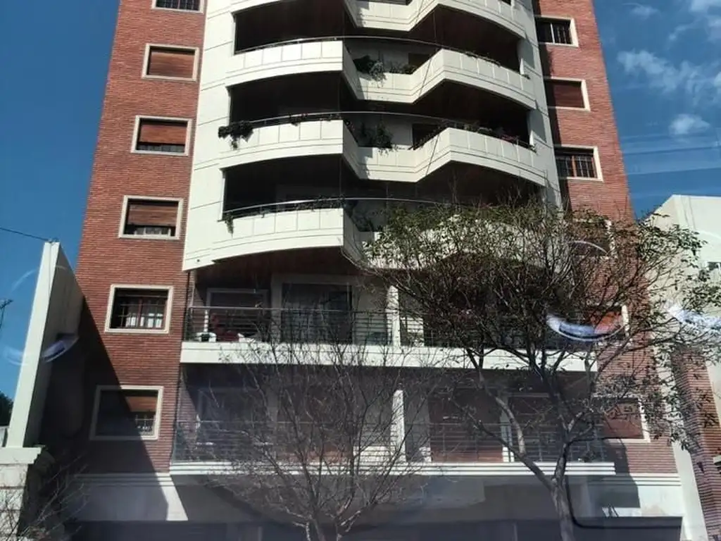 VENTA DEPARTAMENTO 4 AMBIENTES LINIERS