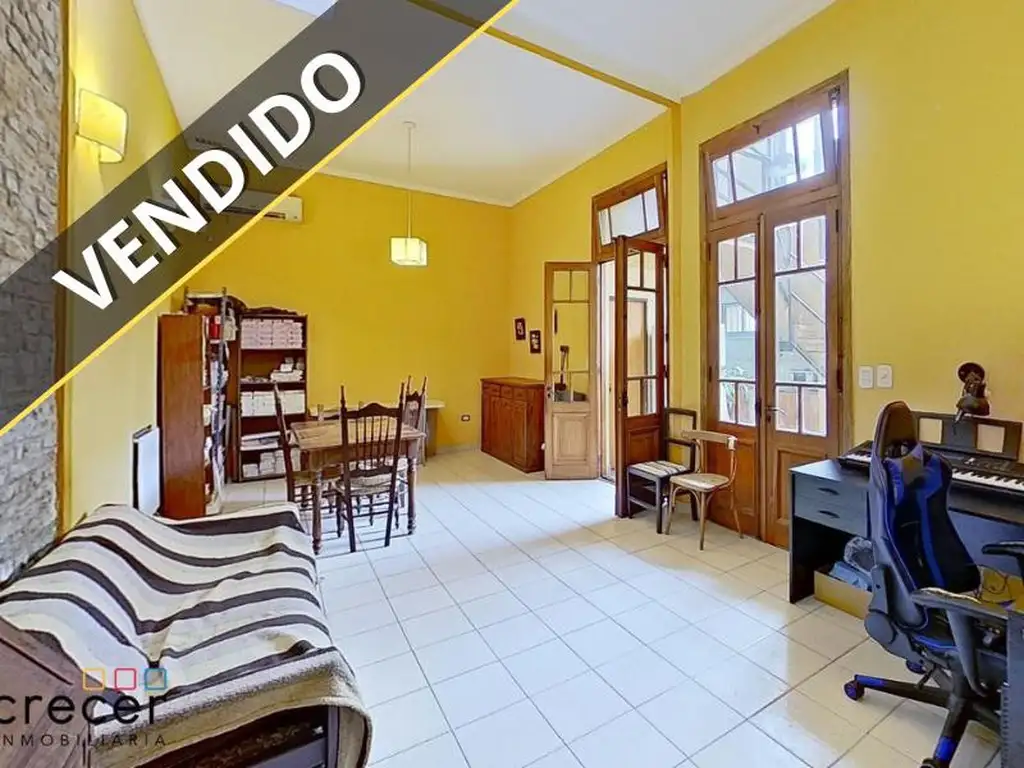 VENDIDO  VENTA de PH de 3 ambientes con Terraza