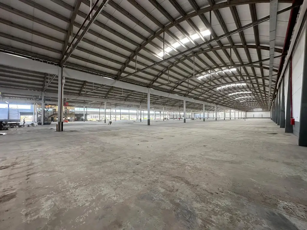 Depósito 7.000 m2 - Alquiler - Avellaneda - Dentro de Centro Logistico