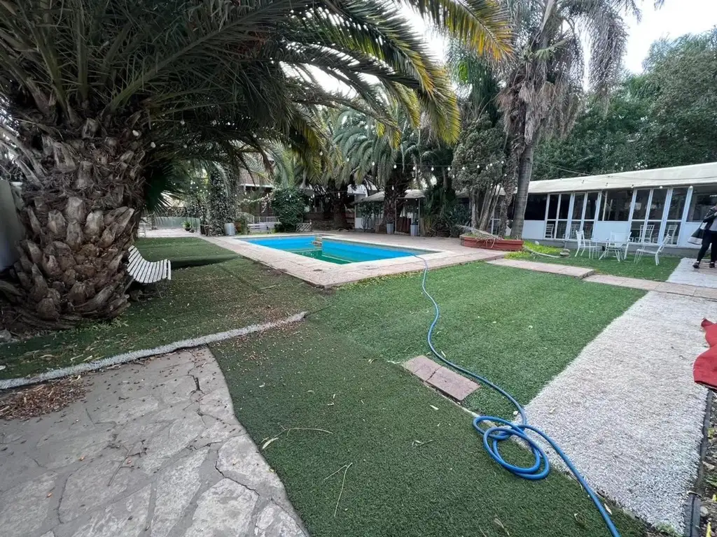 VENTA DE CASA QUINTA EN VILLA LUZURIAGA- IDEAL DESARROLLO