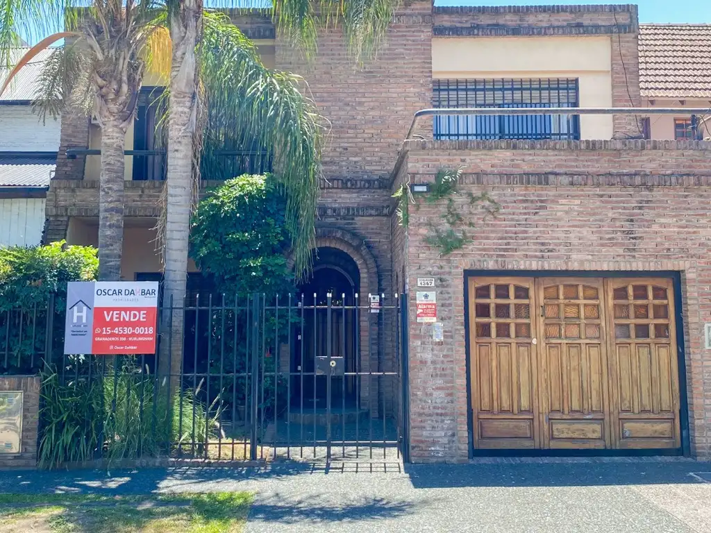 Gran casa en Hurlingham, excelente ubicación