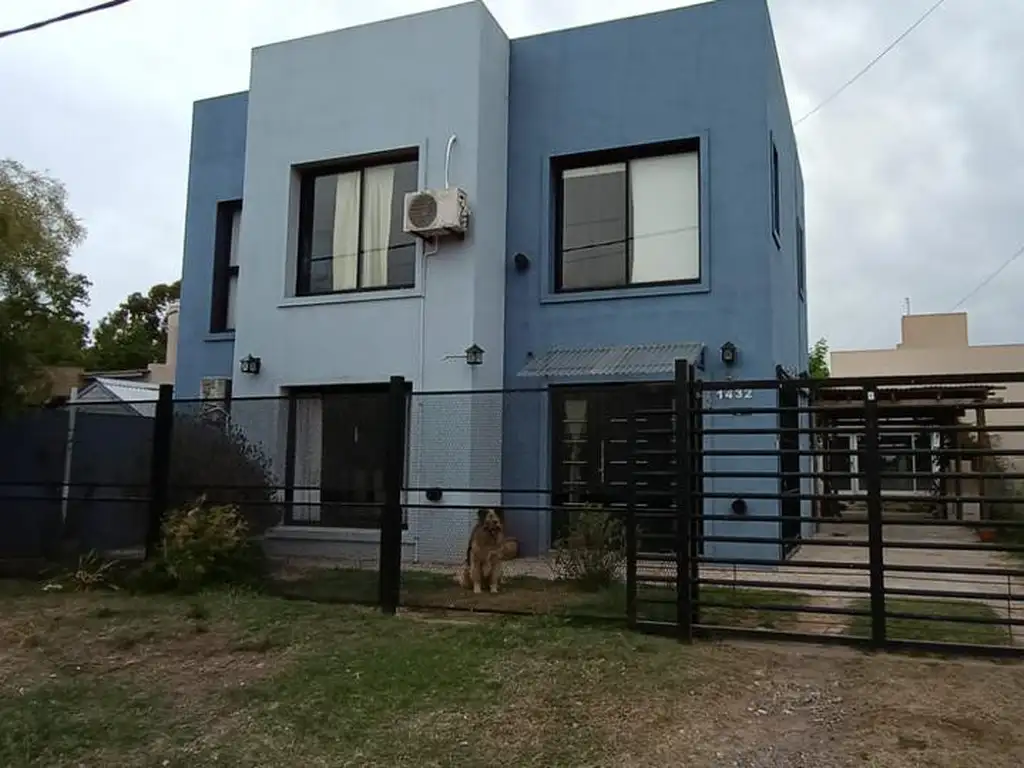 Casa en venta - 3 dormitorios 2 baños - patio - 340 mts 2- General Belgrano