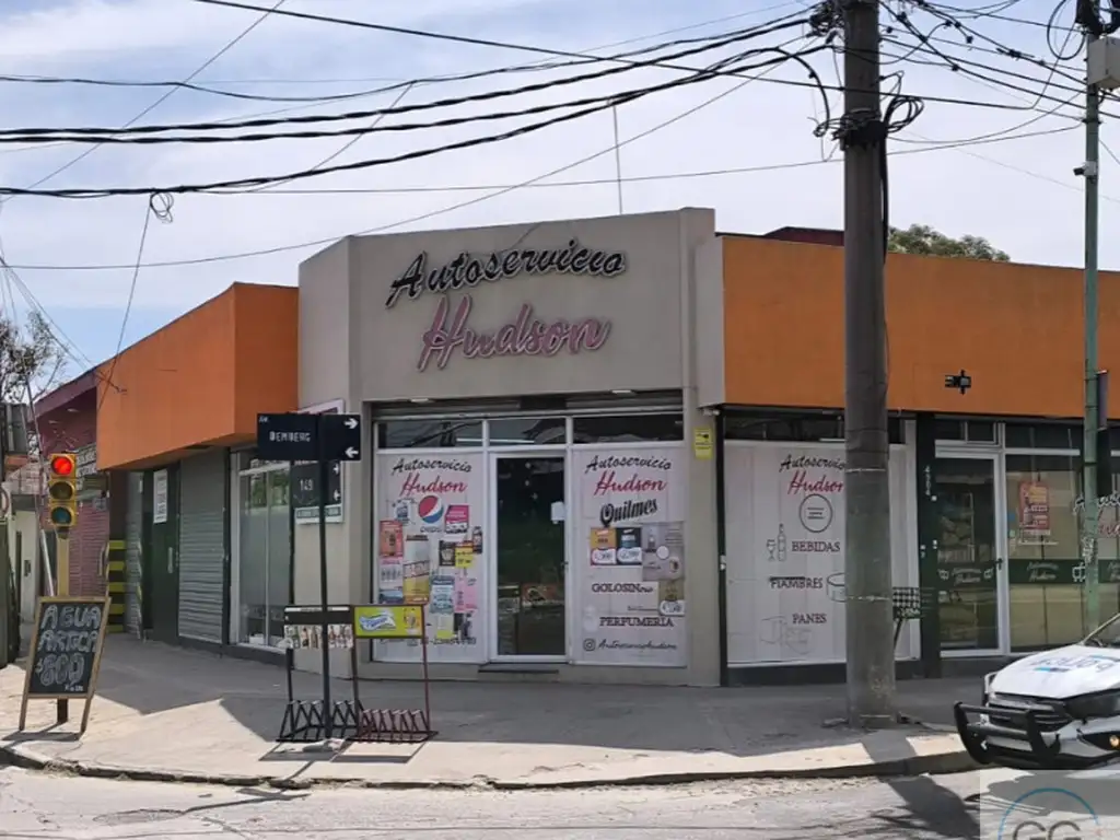 VENDE Excelente Esquina Comercial.Hudson