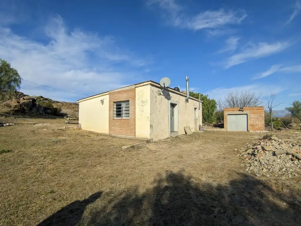 SE VENDE CAMPO DE 28 HECTÁREAS y PROPIEDAD EN MINA CLAVERO