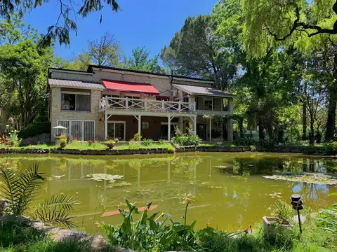 Casa en Barrio Parque Leloir