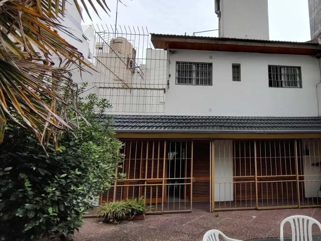 Casa de 4 ambientes en Venta en Villa crespo