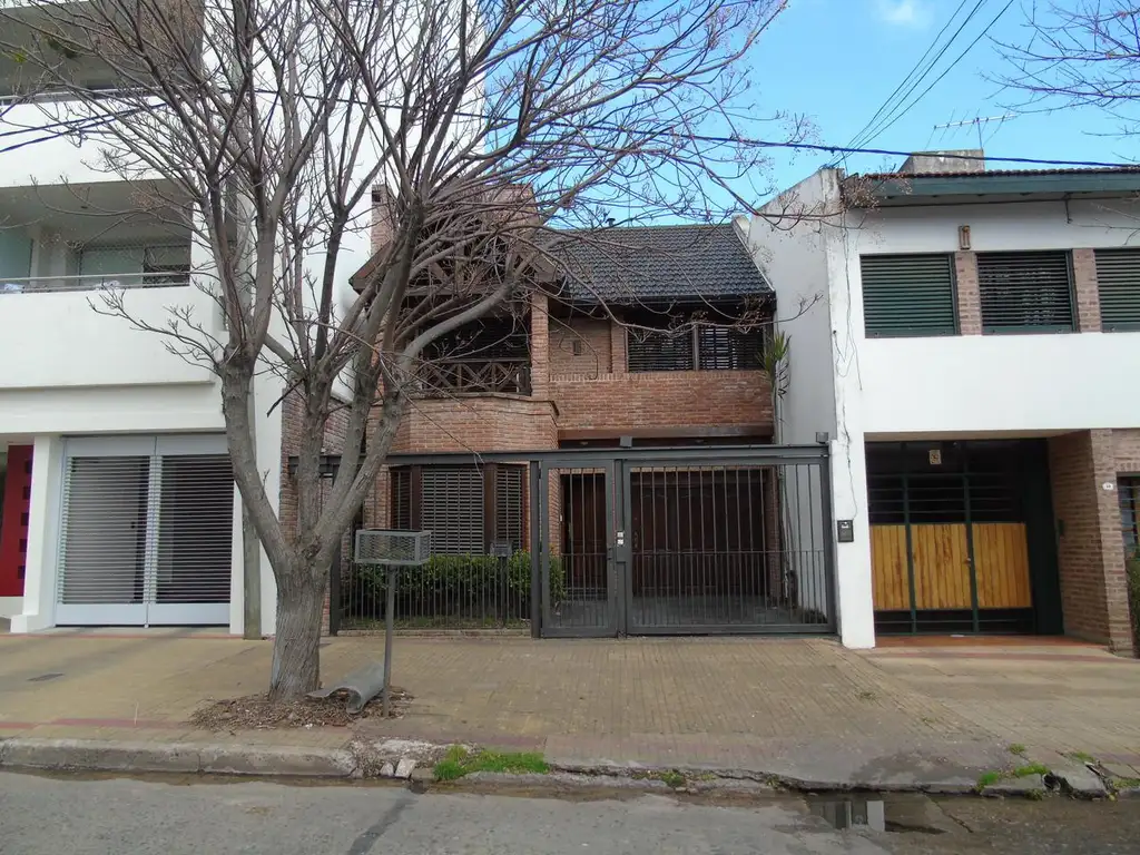 Casa en venta en La Plata - Dacal Bienes Raíces