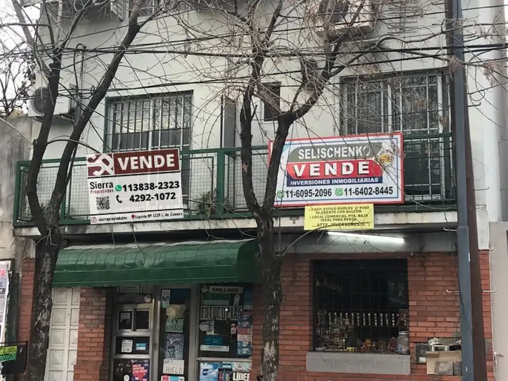 VENTA EN BLOCK -IDEAL PARA INVERSORES, LOCAL AL FRENTE MAS DOS DEPARTAMENTOS DE 2 AMB, EN DOS PLANTA