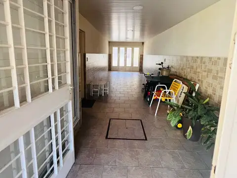 Casa en Venta en Ramos Mejia Sur - 5 ambientes