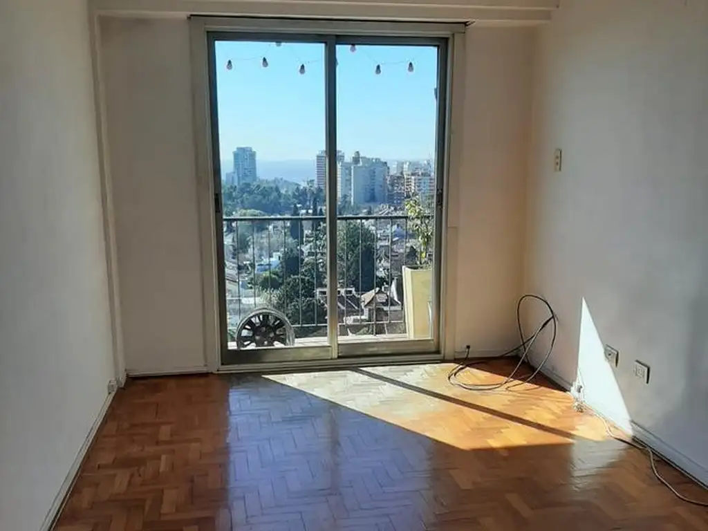 Departamento de 2 ambientes en alquiler, en Olivos.