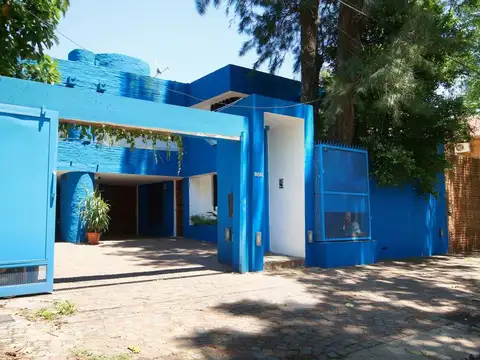 Casa Venta 5 ambientes Tigre con jardín y pileta