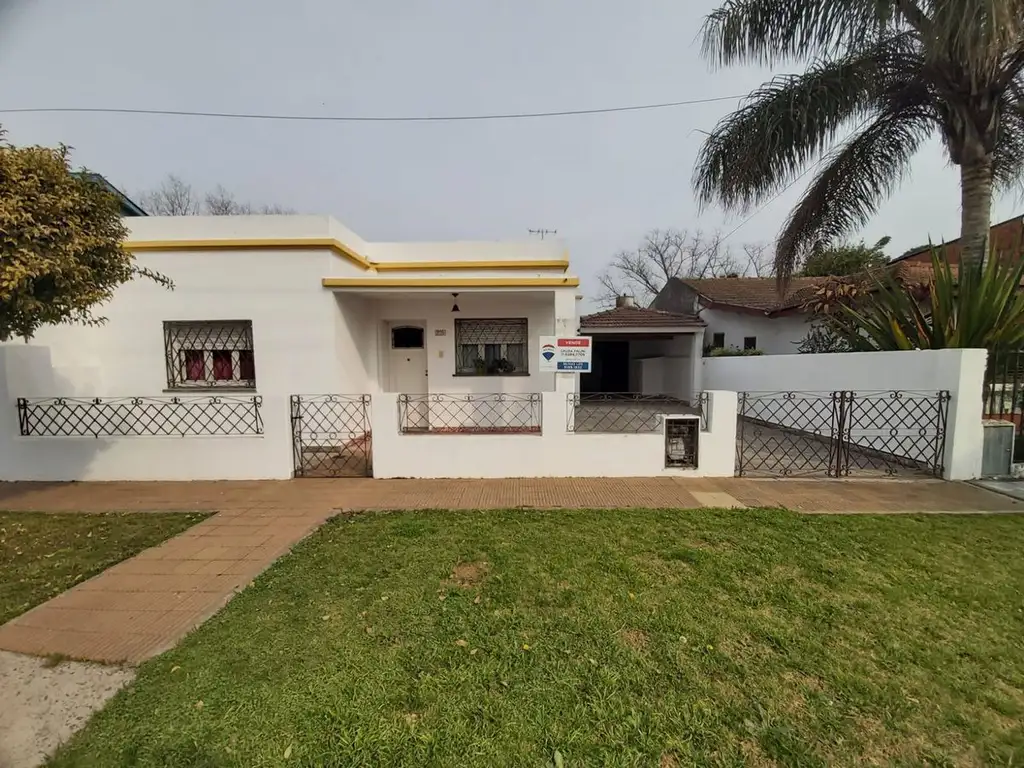 CASA 3 AMB IMPECABLE A LA VENTA EN TORTUGUITAS