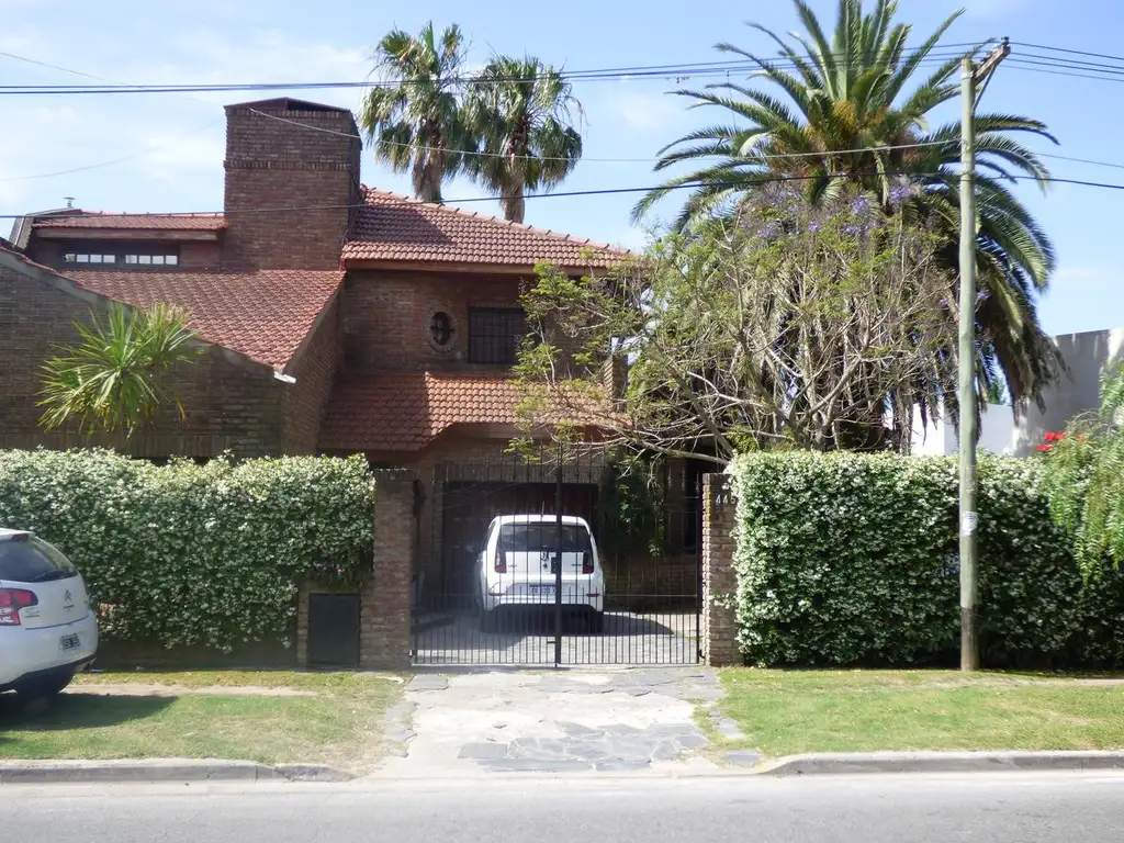 Casa en venta en La Plata - Dacal Bienes Raíces