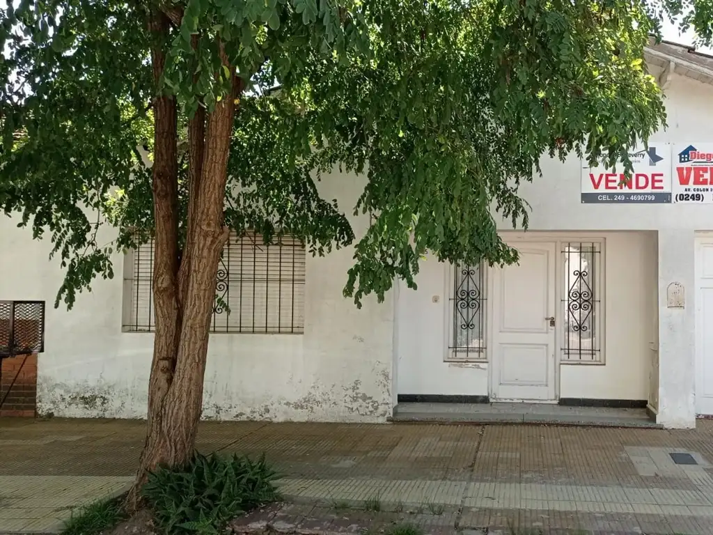 SE VENDE CASA   OPORTUNIDAD