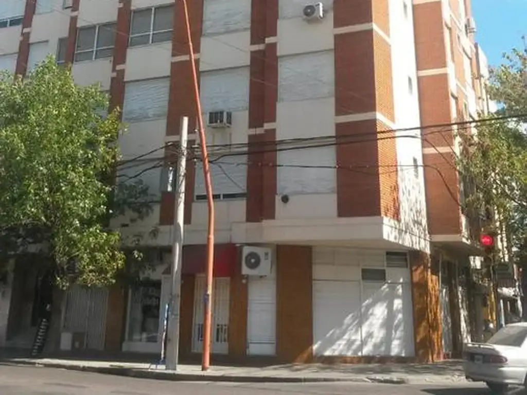 Departamento en venta - 3 dormitorios 2 baños - 75mts2 - Bahia Blanca