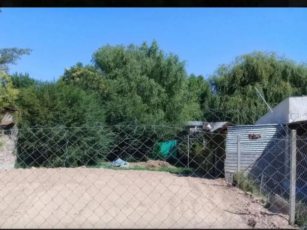 Terreno de 10 x 23 en Arturo Segui? Villa Elisa