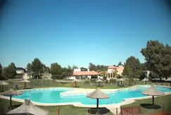 Áreas comunes piscina, gimnasio, club-house, juegos en Bosque Alto Country Club en Bahia Blanca 33 en Bahia Blanca, Buenos Aires
