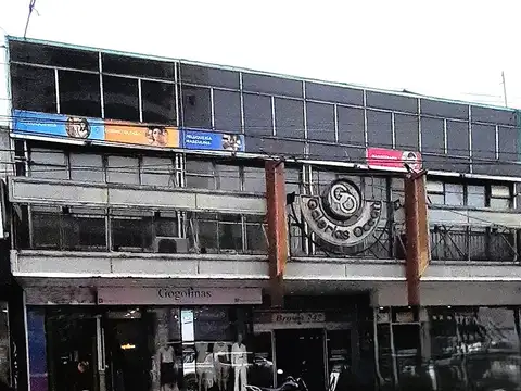 PLANTA DE OFICINAS EN CENTRO COMERCIAL DE MORÓN