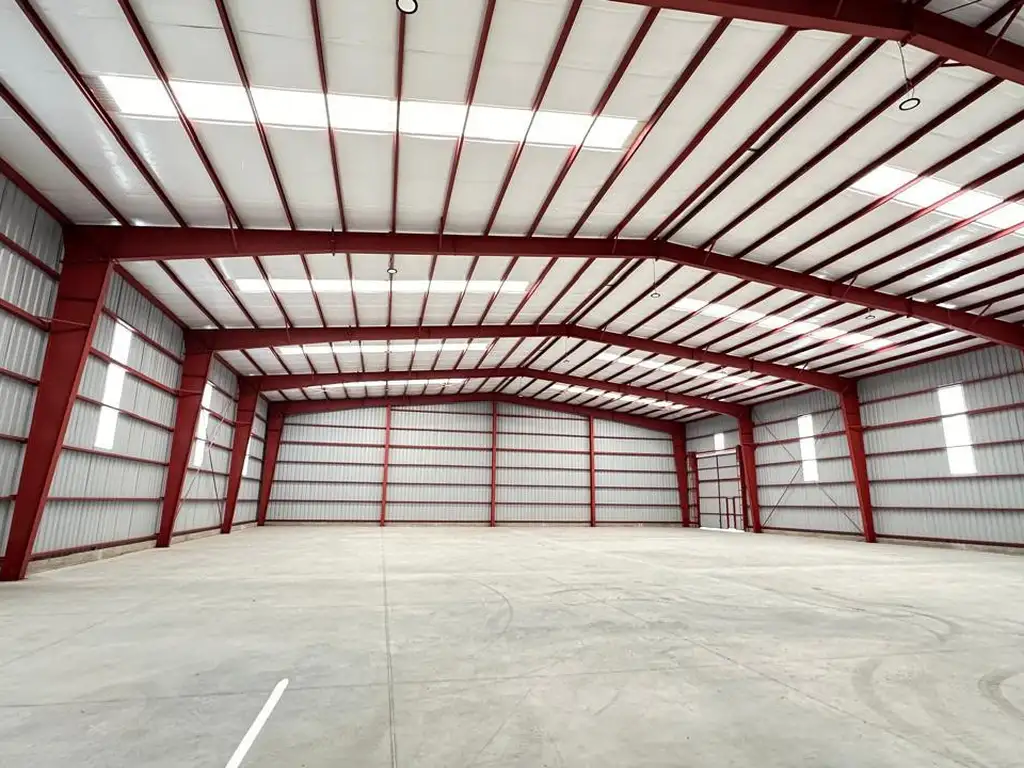 Alquiler A Estrenar Nave Industrial de 1200m2 U$S 5 x metro cub