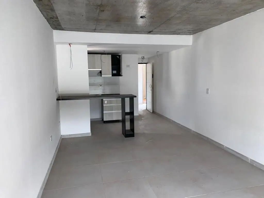 VENTA MONOAMBIENTE A ESTRENAR CON BALCON AL FRENTE