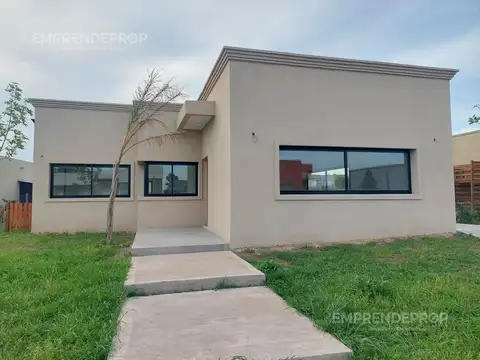 Casa 4 amb a estrenar c/ piscina San Ramiro, Pilar del Este - Foto 0