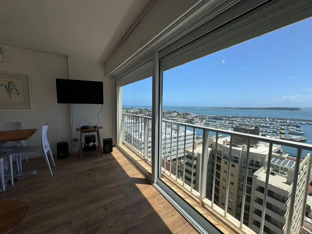 Apartamento con vista al puerto 2 dormitorios