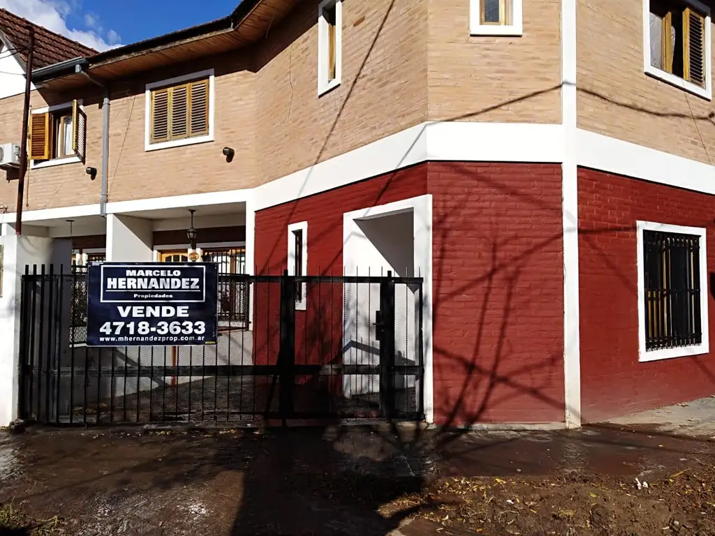 Casa en Venta con cochera