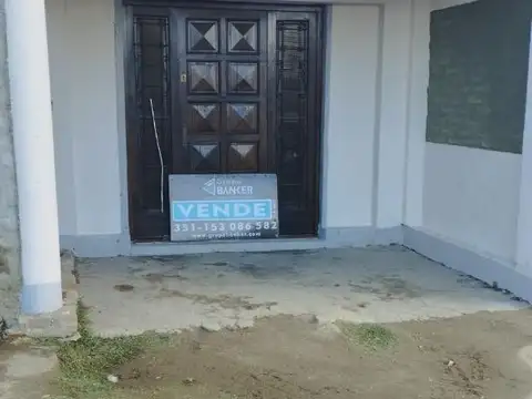 VENDO CASA MAS LOCAL MAS DEPARTAMENTO A TERMINAR