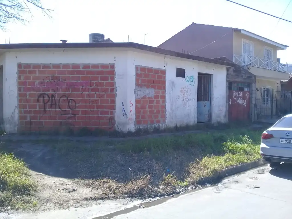 Quilmes oeste. barrio parque calchaqui