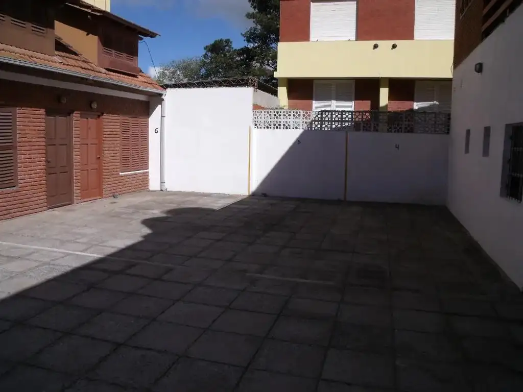 PH en venta - 2 dormitorios 2 baños - cochera - 77mts2 - San Bernardo Del Tuyú