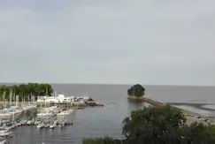 Impresionante 4 ambientes frente al río, vista desde todos los ambientes, 3 cocheras