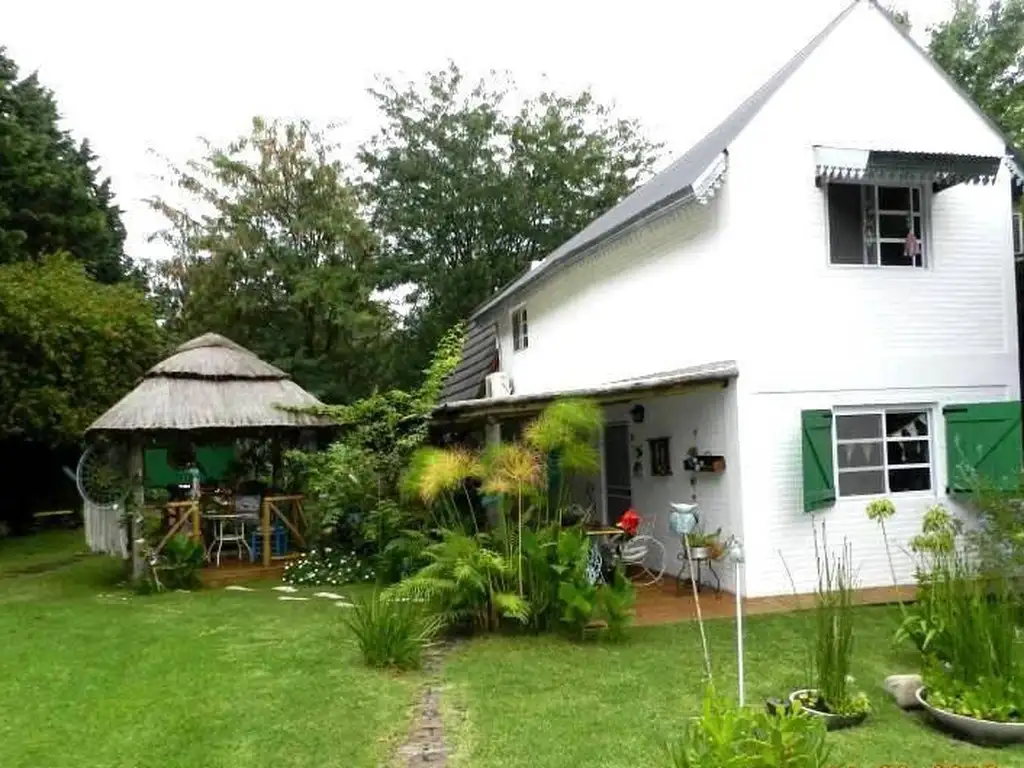 Encantadora Casa con Casa de Visitas con Gran Parque - El Cazador - Escobar