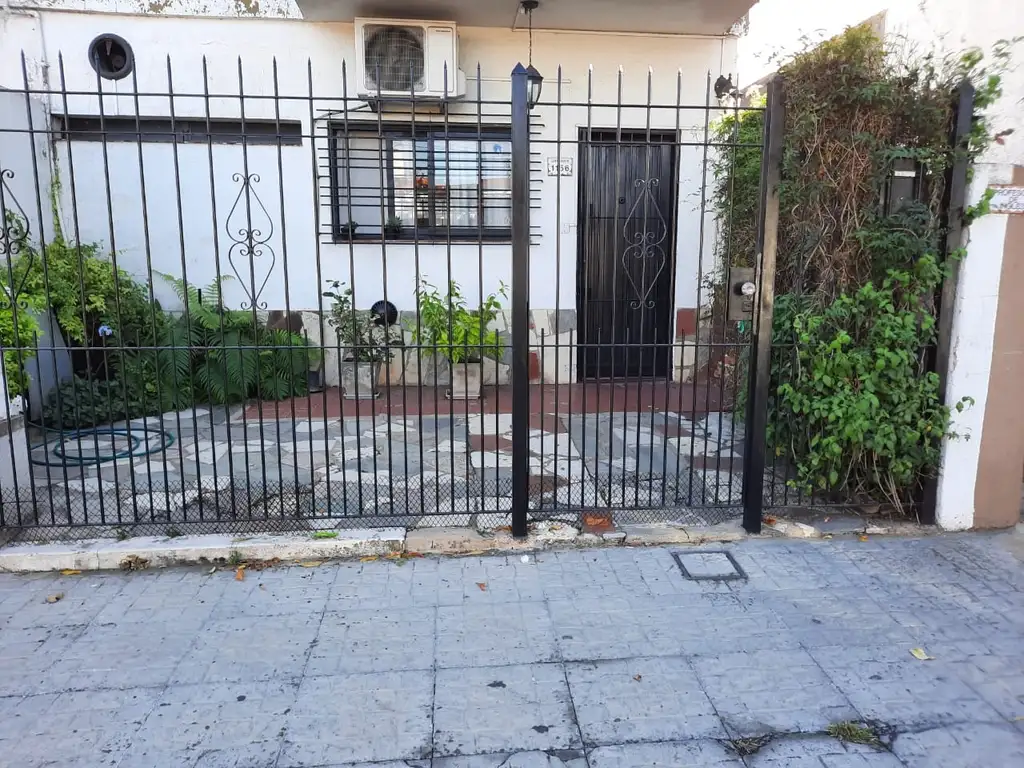 VENDO CASA PADUA SUR ZONA RESIDENCIAL 2 DORMITORIOS