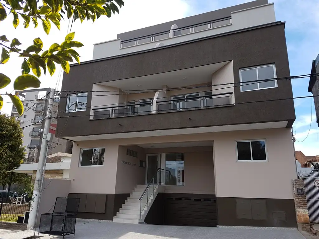 DEPARTAMENTO EN CARLOS PAZ EN VENTA, OPORTUNIDAD,EN EDIFICIO FINCAS DEL LAGO