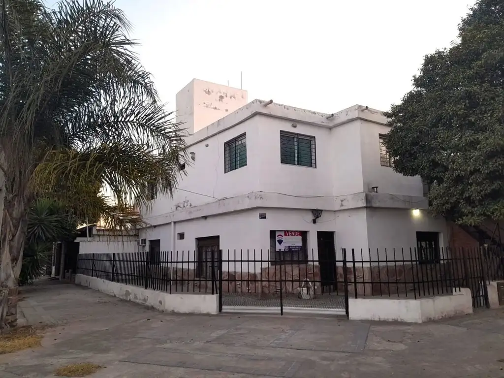 VENTA CASA+ DEPTO EN UN MISMO TERRENO B° EMPALME