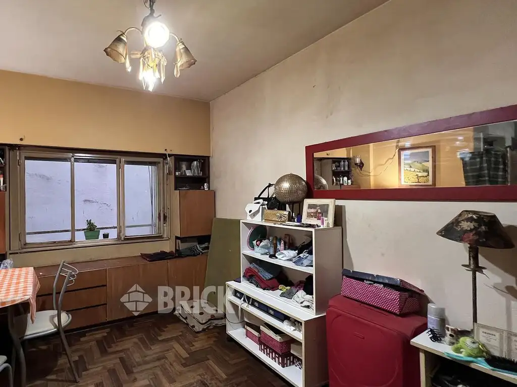 CACHIMAYO Y AV. RIVADAVIA - 29 M2 BAÑO Y COCINA COMPLETOS