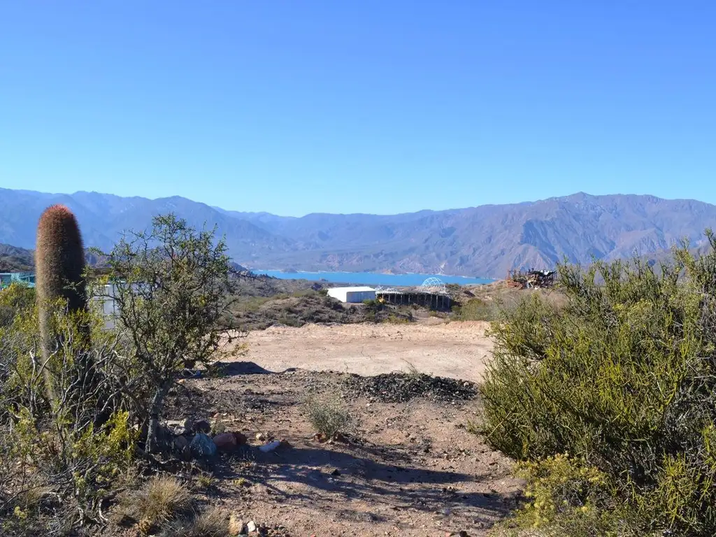 VENTA DE LOTE EN POTRERILLOS MENDOZA