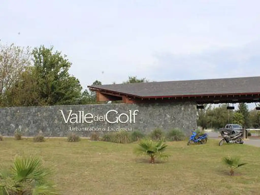 Venta Terreno en Valle del Golf