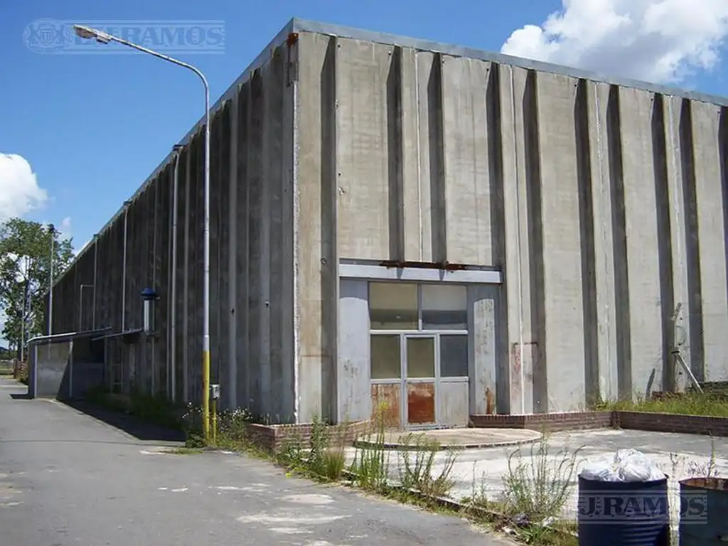 Depósito en Alquiler en CIR 2 - Berazategui