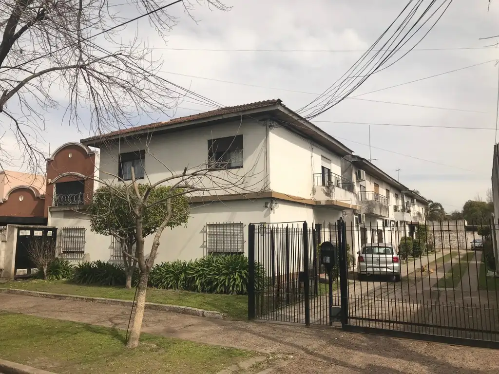 6 Deptos 3 Ambientes en Venta